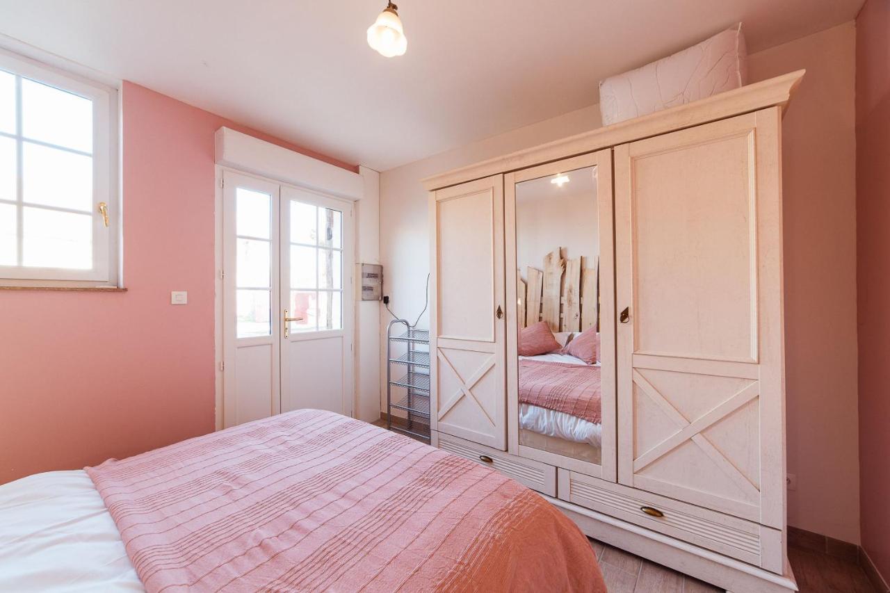 Appartement Prive Le Chardonnay, Jardin, Parking Buchères Dış mekan fotoğraf
