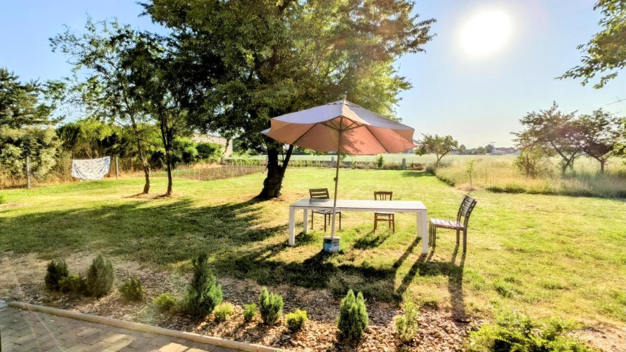 Appartement Prive Le Chardonnay, Jardin, Parking Buchères Dış mekan fotoğraf